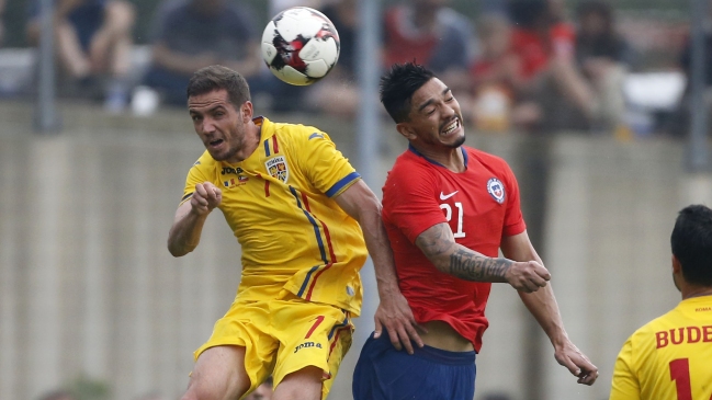 La remozada selección chilena de Rueda cayó en un intenso amistoso frente a Rumania