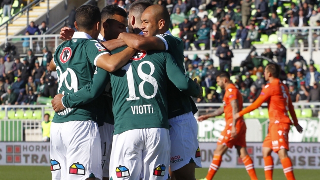 Santiago Wanderers volvió a los abrazos con ajustado triunfo sobre Cobreloa
