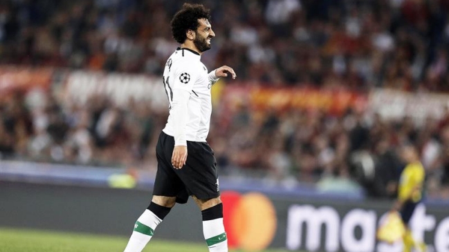 Mohamed Salah se relaja a la espera de su recuperación