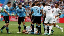 Kylian Mbappé simuló una falta que desató la ira de los jugadores uruguayos
