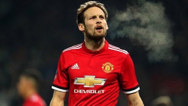 Daley Blind dejó Manchester United para fichar por Ajax