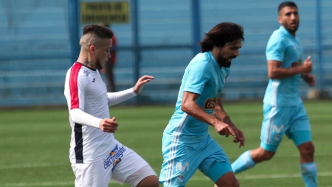 Sporting Cristal de Mario Salas goleó a San Martín y trepó al liderato en Perú