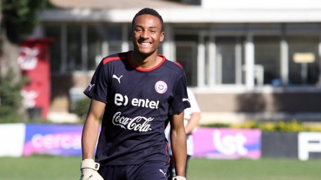 Lawrence Vigouroux, el meta de corazón chileno que logró su sueño al ser nominado en la Roja