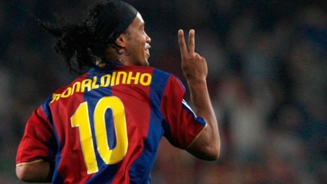 Ronaldinho pidió que Barcelona saque el número 10 tras el retiro de Messi