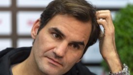 Roger Federer admitió que tiene problemas en la mano derecha desde la temporada de pasto