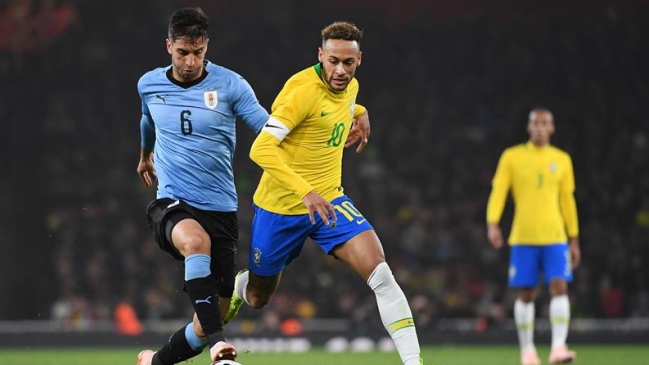 Neymar comandó ajustado triunfo de Brasil sobre Uruguay en Londres