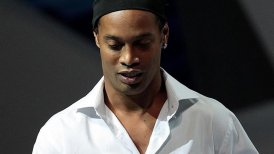 Ronaldinho terminó relación con sus dos novias por influencia de su hermano
