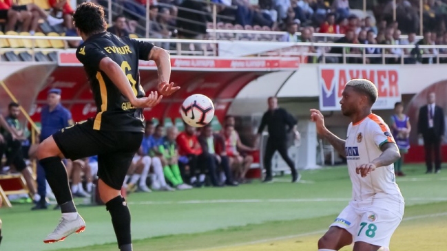Junior Fernandes figuró con gol y asistencia en abultado triunfo de Alanyaspor en Turquía