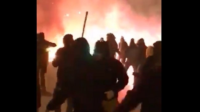 Escenario de guerra en Atenas: Hinchas de Ajax y AEK desataron el caos en las calles