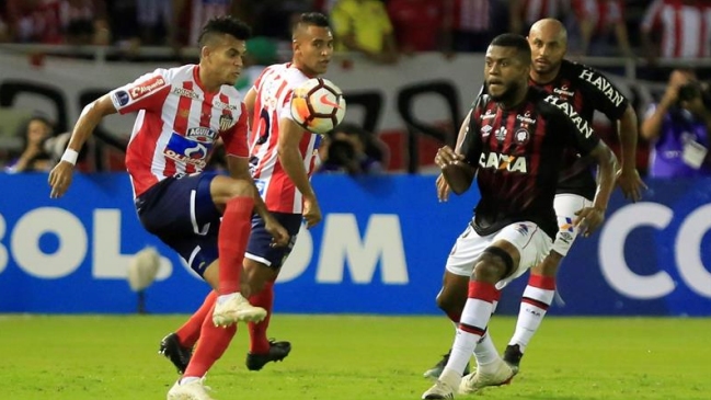 A. Paranaense obtuvo valioso empate ante Junior en Colombia y definirá en casa la Sudamericana