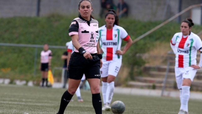 ¡Histórico! María Belén Carvajal será la primera árbitra chilena en el fútbol profesional