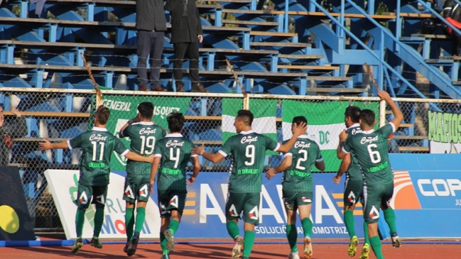 General Velásquez y Deportes Santa Cruz se miden en crucial duelo por el ascenso a Primera B
