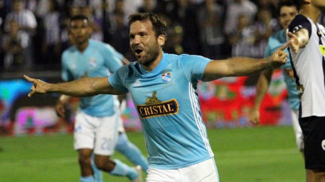 Sporting Cristal de Mario Salas goleó a Alianza Lima y quedó a un paso del título en Perú