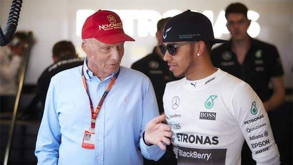 Niki Lauda nuevamente fue hospitalizado y está en cuidados intensivos