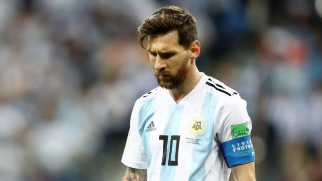 Lionel Messi hizo un emotivo llamado para que no dejen de buscar a Emiliano Sala