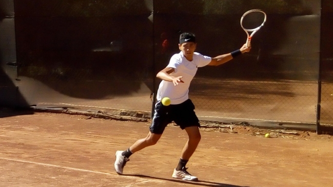 Alejandro Tabilo avanzó a cuartos de final de dobles en Kazajistán