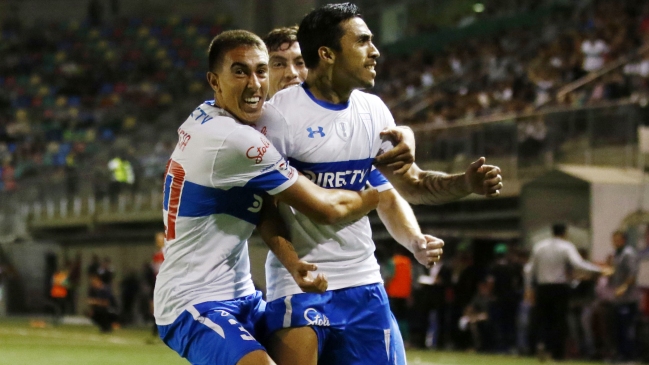 Universidad Católica aterrizó en Paraguay con miras a su debut en Copa Libertadores