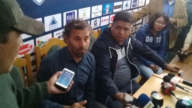 Miguel Ponce fue presentado como el nuevo técnico de San José de Oruro