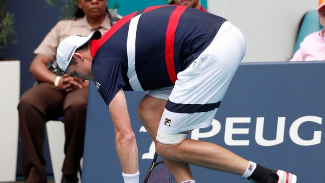John Isner: Jugué lesionado, pero de cualquier manera Federer me hubiese ganado