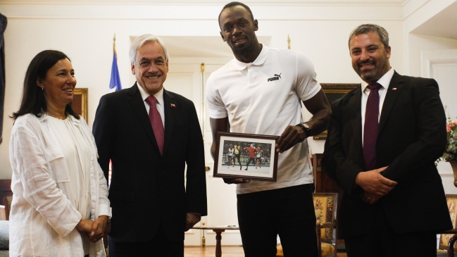 Presidente Piñera le mostró un meme a Usain Bolt
