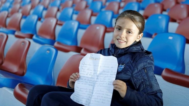 Niña de ocho años le pidió a Panini que realice un álbum del fútbol femenino