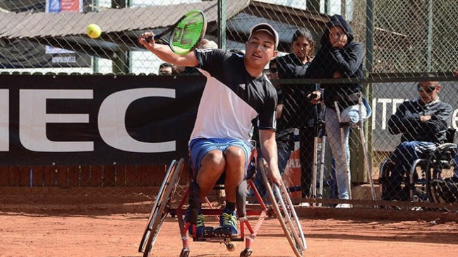 Alexander Cataldo debutó con una victoria en el Chilean Open