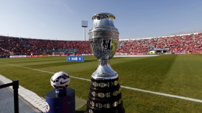 La Copa América mantendrá su formato con dos sedes tras 2020