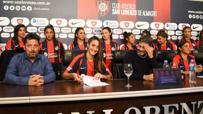 San Lorenzo lanzó el primer equipo femenino de fútbol profesional argentino