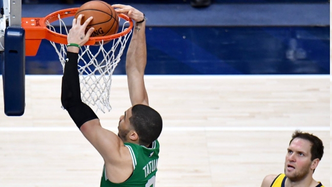 Boston Celtics superó a Indiana Pacers y quedó a una victoria de las semifinales