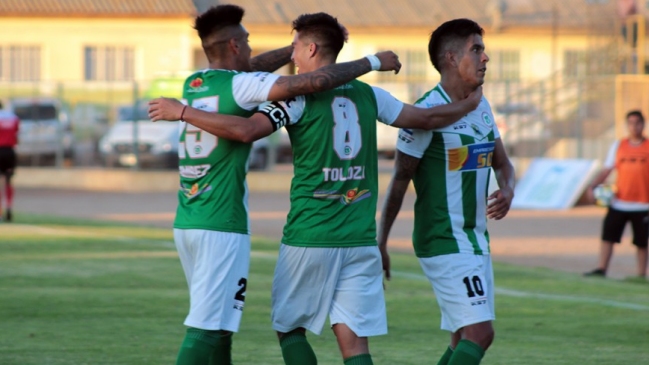 Vallenar goleó a Lautaro de Buin y se instaló en el subliderato de la Segunda División