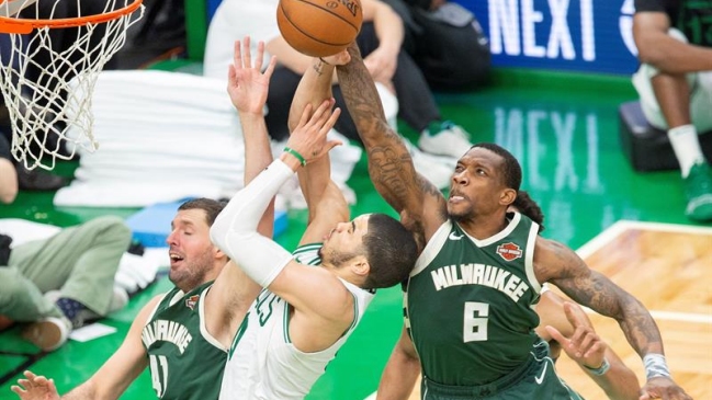 Milwaukee Bucks derribó a Boston Celtics y quedó a un paso de la final de la Conferencia Este