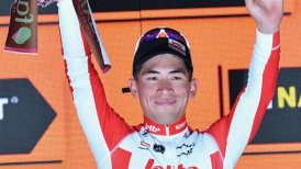 Caleb Ewan se alzó con la victoria en la octava etapa del Giro de Italia