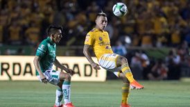 Tigres de Eduardo Vargas desafía a León de Jean Menenes en primera final del fútbol mexicano