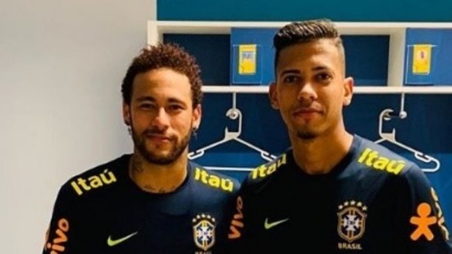 Sparring que le hizo un túnel a Neymar abandonó la concentración de la selección brasileña