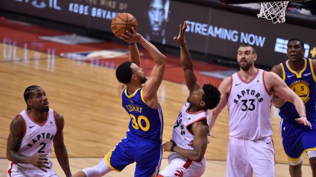NBA Finals: Los Raptors quieren estirar la ventaja y los Warriors recuperar el nivel de campeones