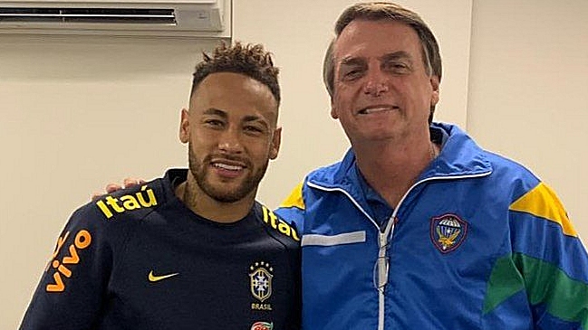 Bolsonaro visitó a Neymar en el hospital y le deseó una rápida recuperación
