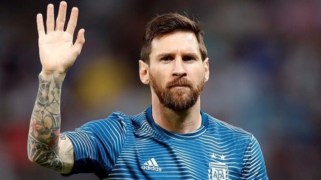 Hincha de Argentina viralizó mensajes que le envió a Messi en estado de ebriedad
