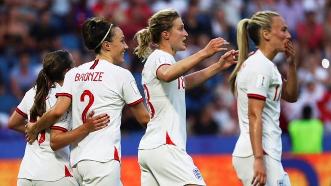 Inglaterra venció con categoría a Noruega y es el primer semifinalista del Mundial femenino