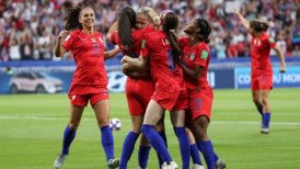 Estados Unidos alcanzó su tercera final del mundo consecutiva al doblegar a Inglaterra