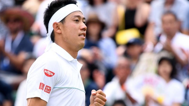 Kei Nishikori mantuvo su paso firme y se instaló en los octavos de final de Wimbledon