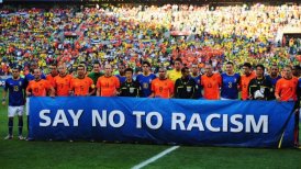 Nuevo código disciplinario de FIFA permite a árbitros finalizar partidos por racismo