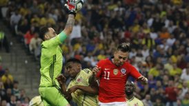 El fútbol colombiano solidarizó con David Ospina tras la muerte de su padre