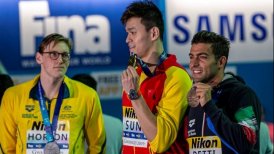 Nadador australiano se negó a compartir el podio con rival chino en Gwangju