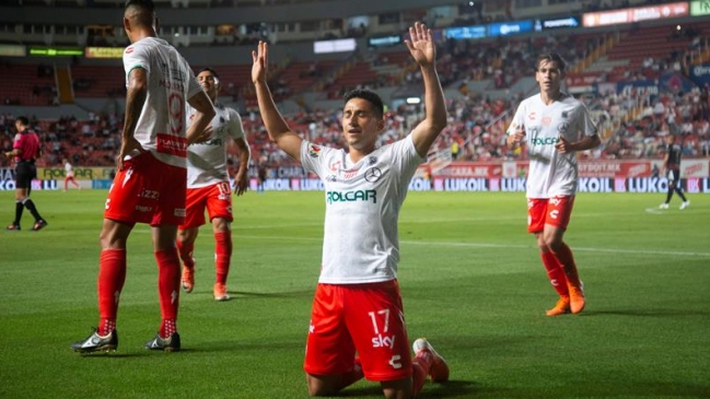 Juan Delgado anotó su primer gol en Necaxa en aplastante goleada sobre Veracruz