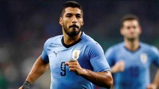 Pese a lesión, Luis Suárez encabeza lista de reservados de Uruguay para amistosos