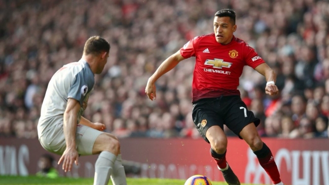 Manchester United enfrenta a Wolverhampton con incertidumbre sobre el futuro de Alexis