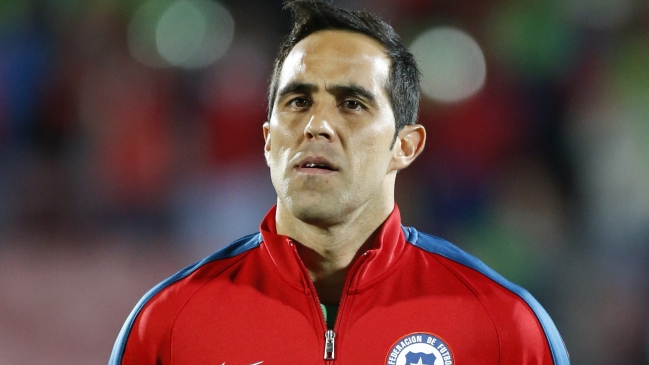 Claudio Bravo encabeza la nómina de la selección chilena para duelos con Argentina y Honduras