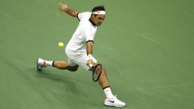 Roger Federer se levantó de otro comienzo difícil para avanzar a tercera ronda del US Open
