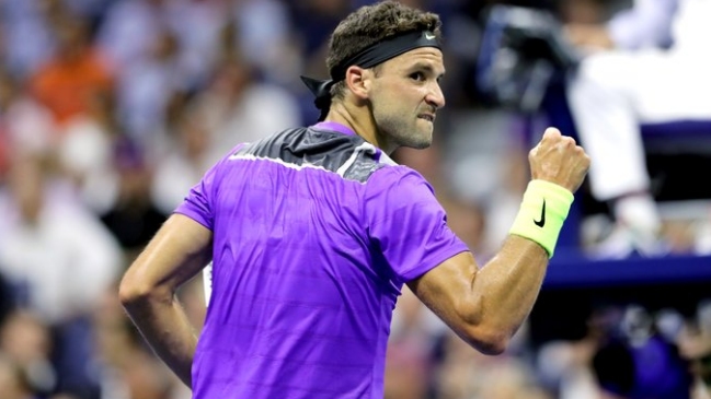 Grigor Dimitrov dio el golpe y eliminó a Roger Federer en cuartos de final del US Open