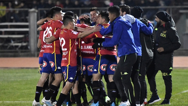 Unión Española volvió al triunfo ante Deportes Valdivia y avanzó a cuartos de la Copa Chile